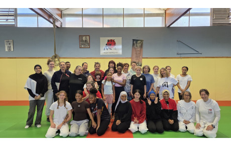 Super Matinée self défense féminines l